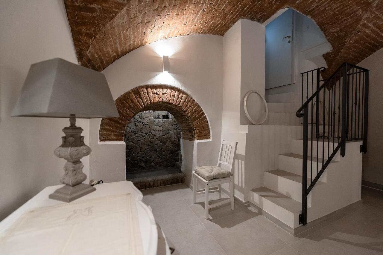 פרוג'ה Incantevole Loft In Centro מראה חיצוני תמונה